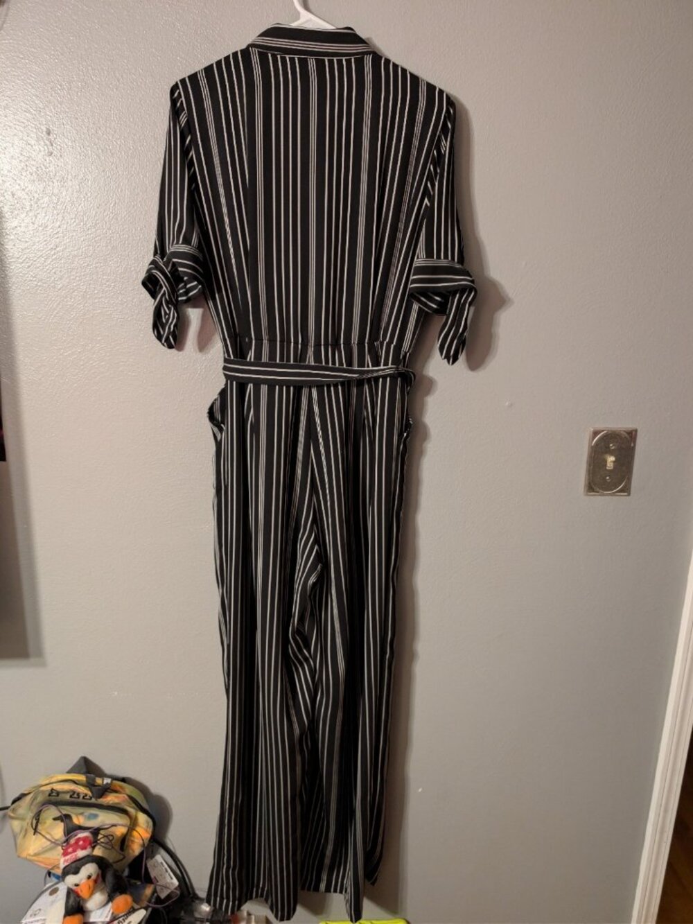 Calvin Klein Striped Wide Leg Jumpsuit Size 10 Black White Tie Sleeve CD9E25J1 - Picture 3 of 12
